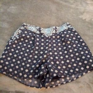 Cute (dressy but casual) shorts